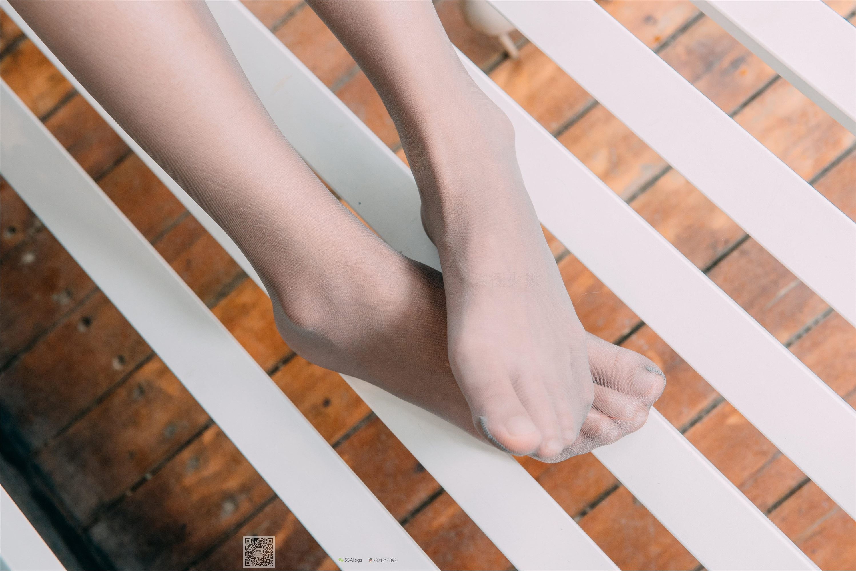 SSA丝社 NO.007 nono 街拍灰丝特辑